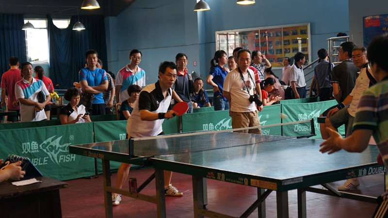 在竞争激烈 在竞争激烈