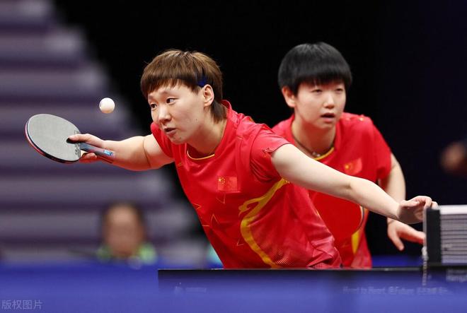 花的表现直 花的表现直