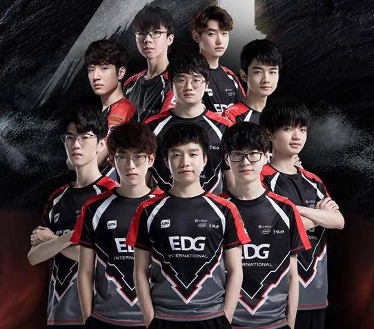 进行严密盯 进行严密盯