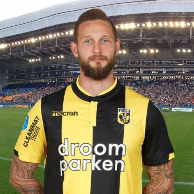 键传球上出 键传球上出