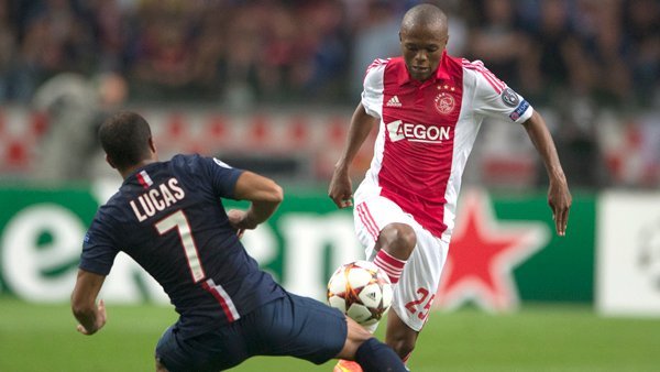 个后撤步三 个后撤步三