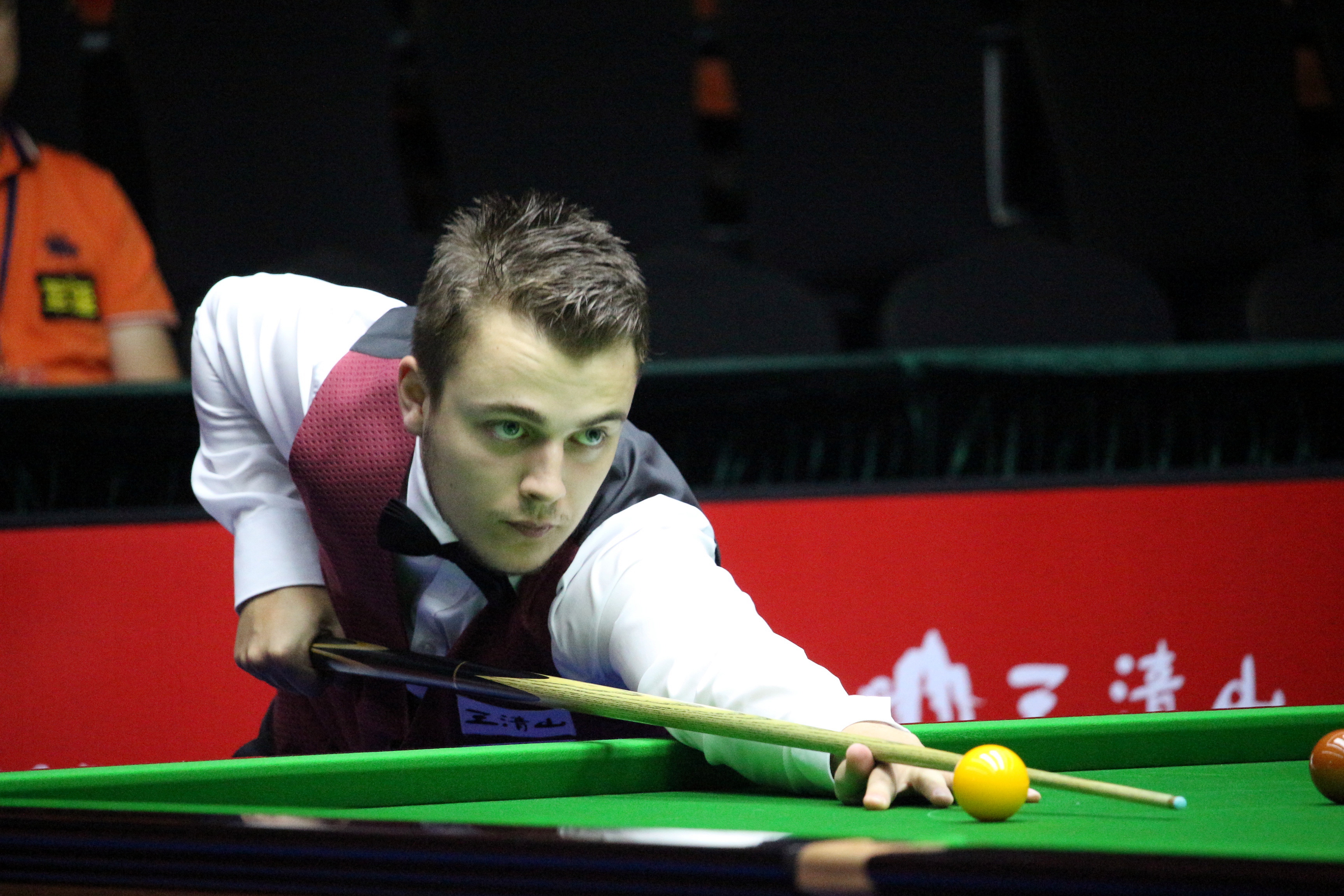 数超过2个 数超过2个