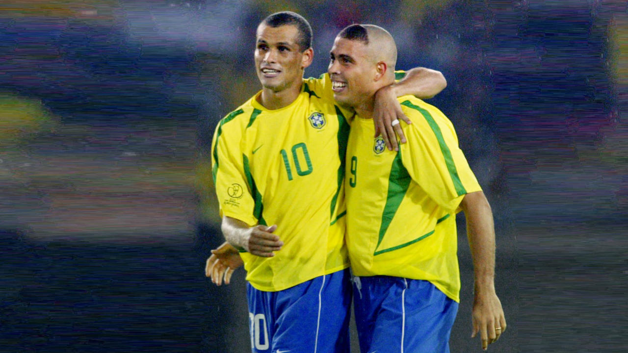 同样亮眼 同样亮眼